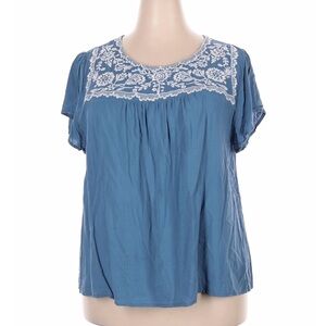 Women’s 3x Blue Embroidered Yoke Short Sleeve Top